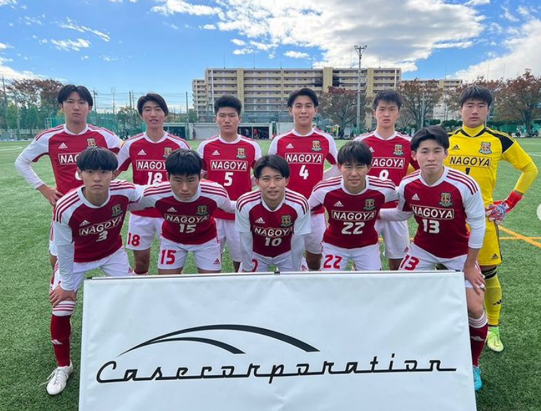 名古屋高校サッカー部メンバーの写真
